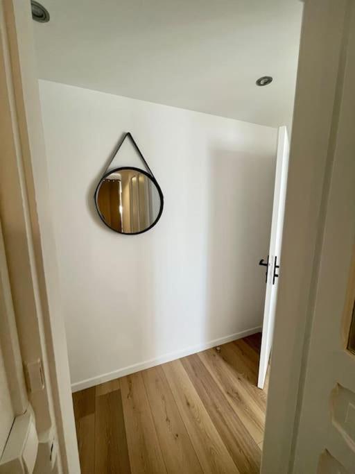נאנסי Britich 3D: Suite Spa Prive, Clim, Thermal/Artem מראה חיצוני תמונה