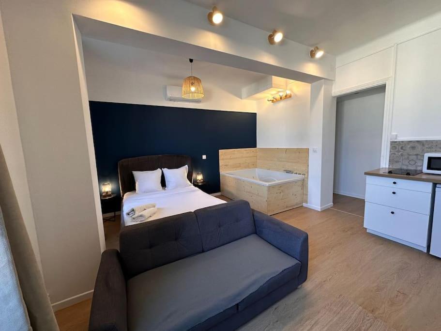 נאנסי Britich 3D: Suite Spa Prive, Clim, Thermal/Artem מראה חיצוני תמונה